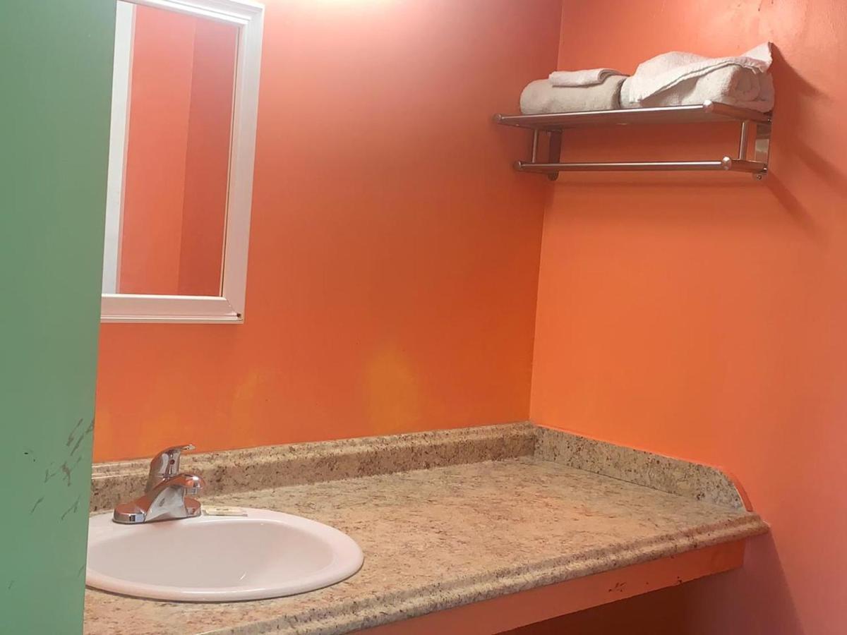 Donalsonville Seminole Inn מראה חיצוני תמונה