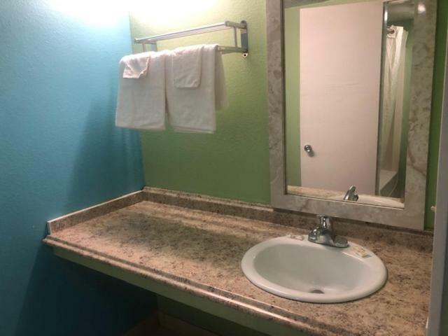 Donalsonville Seminole Inn מראה חיצוני תמונה